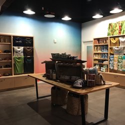 Kuleana Rum Shack - Retail area!