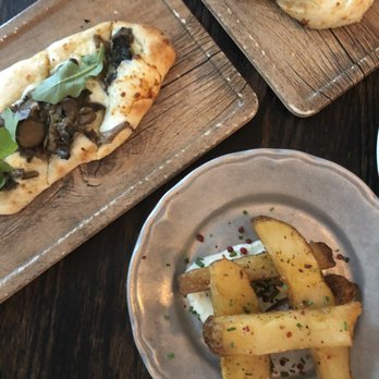 AMBAR Restaurant, Capitol Hill - Mushroom flatbread and ambar fries - Modern European Near Me - Washington, DC, District of Columbia