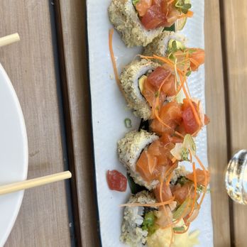 Roka Akor - Chicago - Crispy Prawn and Chirashi - Sushi Bars Near Me - Chicago, Illinois Roka Akor - Chicago - Crispy Prawn and Chirashi - Sushi Bars Near Me - Chicago, Illinois