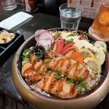 Tomo Ramen - Teriyaki Salmon Don - Ramen Near Me - Portland, Oregon Tomo Ramen - Teriyaki Salmon Don - Ramen Near Me - Portland, Oregon