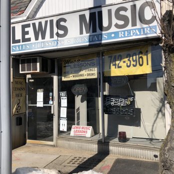 Lewis Music - Storefront - Musical Instruments & Teachers Near Me - Mineola, New York Lewis Music - Storefront - Musical Instruments & Teachers Near Me - Mineola, New York