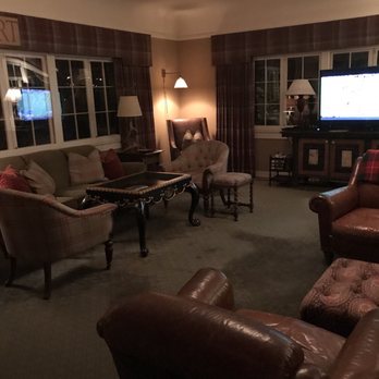RT Lodge - Cozy and comfortable surroundings - Hotels Near Me - Maryville, Tennessee