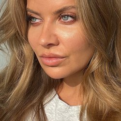 Revive Aesthetics + Wellness - After REVIVE... mystifying glow up!