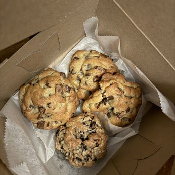 Funny Face Bakery - Chocolate chip and oatmeal raisin cookies - Bakeries Near Me - New York, New York Funny Face Bakery - Chocolate chip and oatmeal raisin cookies - Bakeries Near Me - New York, New York