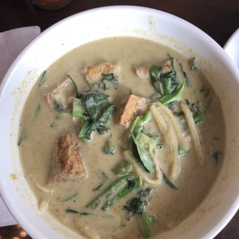 Madam Mam's - Green curry with tofu & added Chinese broccoli ($2 extra) - Thai Near Me - Austin, Texas Madam Mam's - Green curry with tofu & added Chinese broccoli ($2 extra) - Thai Near Me - Austin, Texas