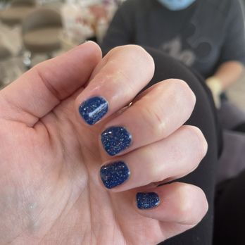 Marine Kristine Salon - Nail Salons Near Me - Glendale, California