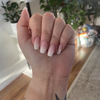 Bayside Nails - Dip powder ombré - Nail Salons Near Me - Kirkland, Washington Bayside Nails - Dip powder ombré - Nail Salons Near Me - Kirkland, Washington