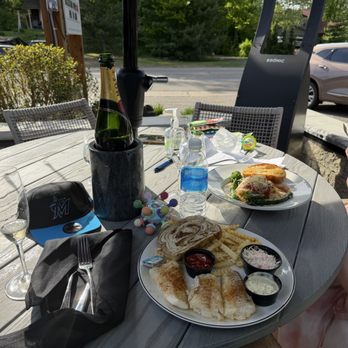 Manny's Parkside - Moet and cod. No drawn butter - American Near Me - Manitowish Waters, Wisconsin