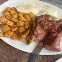 Hearty Man's Combo Breakfast Hearty Man's Combo Breakfast