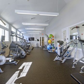 One Upland - Apartments Near Me - Norwood, Massachusetts One Upland - Apartments Near Me - Norwood, Massachusetts