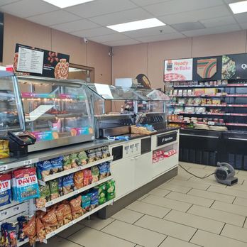 7-Eleven - Front counter - Convenience Stores Near Me - Milpitas, California 7-Eleven - Front counter - Convenience Stores Near Me - Milpitas, California
