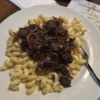 Smoked Bar & Grill - Mac n cheese brisket - Barbeque Near Me - Hummelstown, Pennsylvania Smoked Bar & Grill - Mac n cheese brisket - Barbeque Near Me - Hummelstown, Pennsylvania