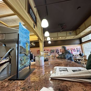 Nye Beach Cafe - Hanging out at the counter cause all the tables were taken - Cafes Near Me - Newport, Oregon