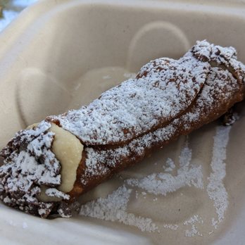Floralia - Chocolate chip cannoli - Italian Near Me - Honolulu, Hawaii Floralia - Chocolate chip cannoli - Italian Near Me - Honolulu, Hawaii