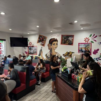Chula Tacos - Interior seating - Tacos Near Me - San Diego, California Chula Tacos - Interior seating - Tacos Near Me - San Diego, California