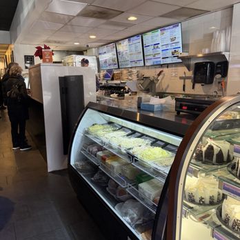 Parkway Deli & Restaurant - Delis Near Me - Silver Spring, Maryland