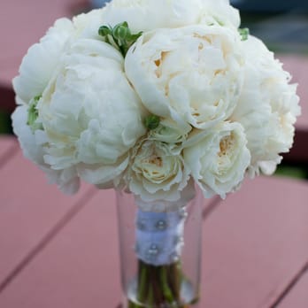 The Flower Stand - bridal bouquet - Florists Near Me - Laguna Beach, California The Flower Stand - bridal bouquet - Florists Near Me - Laguna Beach, California