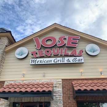 José Tequilas - Outside - New American Near Me - Virginia Beach, Virginia