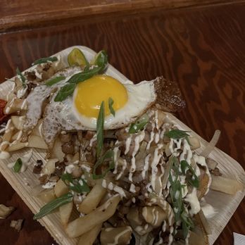 El Jabalito - Sisig fries - Food Trucks Near Me El Jabalito - Sisig fries - Food Trucks Near Me