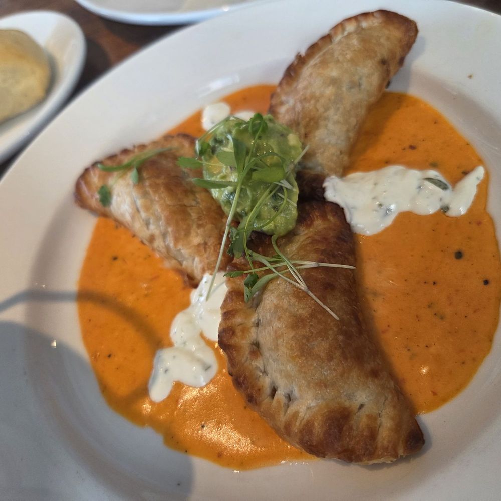 Carrol's Creek Cafe - Seafood Near Me - Annapolis, Maryland Carrol's Creek Cafe - Seafood Near Me - Annapolis, Maryland