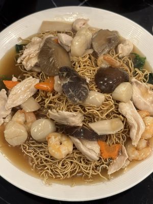 Li Yen 麗苑 by null