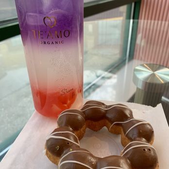 TE'AMO Boba Bar - Te'amo 02 and chocolate mochidonut - Bubble Tea Near Me - Schaumburg, Illinois TE'AMO Boba Bar - Te'amo 02 and chocolate mochidonut - Bubble Tea Near Me - Schaumburg, Illinois