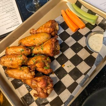 Brass Rabbit Pub - Wings (mild) - so good! - Pubs Near Me - Arlington, Virginia Brass Rabbit Pub - Wings (mild) - so good! - Pubs Near Me - Arlington, Virginia