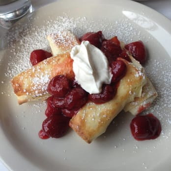 Breakfast House - Cheese blintzes w/ strawberries - Breakfast & Brunch Near Me - Chicago, Illinois