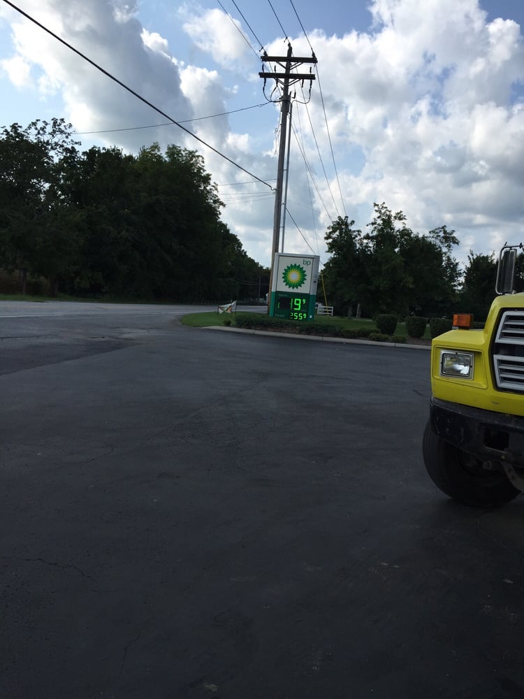 BP GAS Updated March 2024 1883 Lewisburg Pike, Franklin, Tennessee