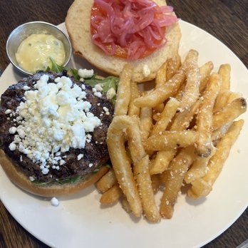 Acreage  - Lamb burger - Cideries Near Me - Lafayette, Colorado