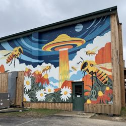 Uranus Fudge Factory - Mural outside