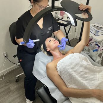 Glitzy MD - Medical Spas Near Me - Denver, Colorado