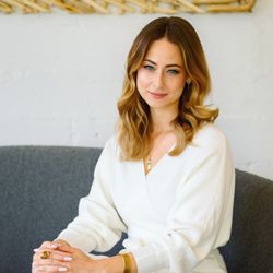 The Body Intuitive - Missy Kai is a holistic somatic therapist and master intuitive healer who founded The Body Intuitive.