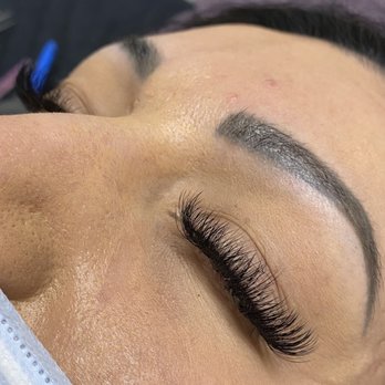 Lashes on Easy Street - 13mm 5-6 dimensional Dcurl - Eyelash Service Near Me Lashes on Easy Street - 13mm 5-6 dimensional Dcurl - Eyelash Service Near Me