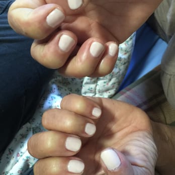 Beverly Hills Nails - Worse mani EVER! Bleed her middle finger too! - Nail Salons Near Me - Pittsburgh, Pennsylvania