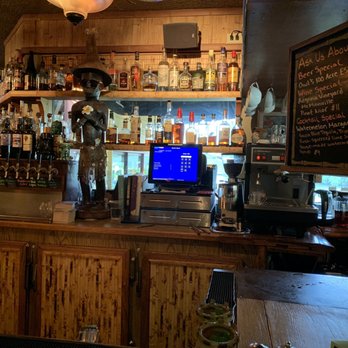 McMenamins North Bank - Inside bar - Pubs Near Me - Eugene, Oregon