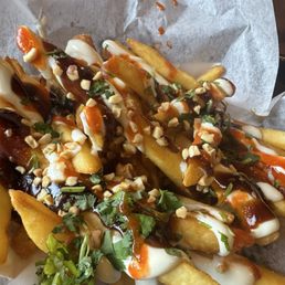 Hoisin & sriracha fries -  addictive!!!!