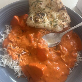 Curry Gate - Tikka Masala Chilli Garlic Naan - Indian Near Me - Charlotte, North Carolina