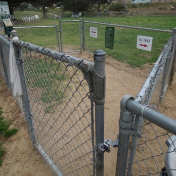 Schoonover Dog Park - SMALL DOGS & ALL DOGS signs and sections. Schoonover Dog Park. - Dog Parks Near Me - Marina, California Schoonover Dog Park - SMALL DOGS & ALL DOGS signs and sections. Schoonover Dog Park. - Dog Parks Near Me - Marina, California
