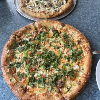 Mellow Mushroom Farragut - Pizza Near Me - Farragut, Tennessee Mellow Mushroom Farragut - Pizza Near Me - Farragut, Tennessee