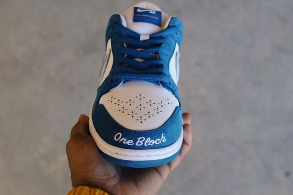 Silhouette Sneakers & Art by null