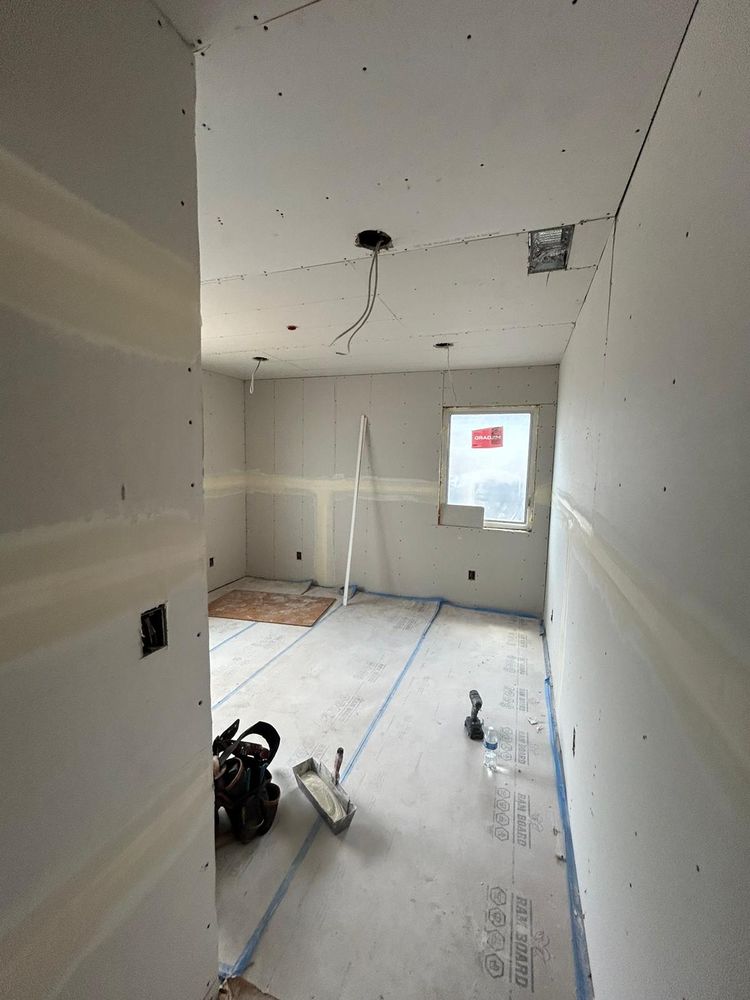 Slide of Pellegrino Roofing