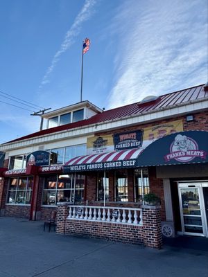 Frank's Deli & Grill by null