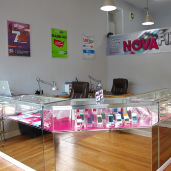 Nova Fix - Inside - Electronics Repair Near Me - Chicago, Illinois Nova Fix - Inside - Electronics Repair Near Me - Chicago, Illinois