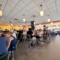 Hen House Eatery