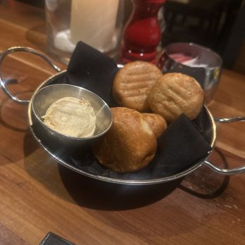 Stoney River - Complementary rolls - Steakhouses Near Me - Atlanta, Georgia
