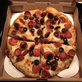 Mountain Mike's Pizza - Small white sauce, pepperoni, and olive - Pizza Near Me - Bakersfield, California