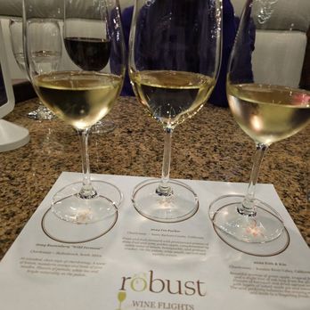 Robust Wine Bar - Chardonnay Flight-  "Chardonnay or should I go" - Wine Bars Near Me - Webster Groves, Missouri