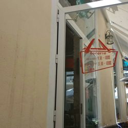 Entrada y horario