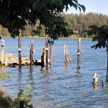 Waterfront Depot Restaurant - a dock in the middle of a lake - Seafood Near Me - Florence, Oregon Waterfront Depot Restaurant - a dock in the middle of a lake - Seafood Near Me - Florence, Oregon